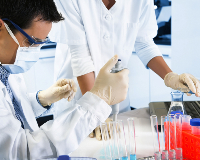 Returning to research: Addressing the challenges of Omicron and future COVID-19 pandemics for clinical academic trainees image